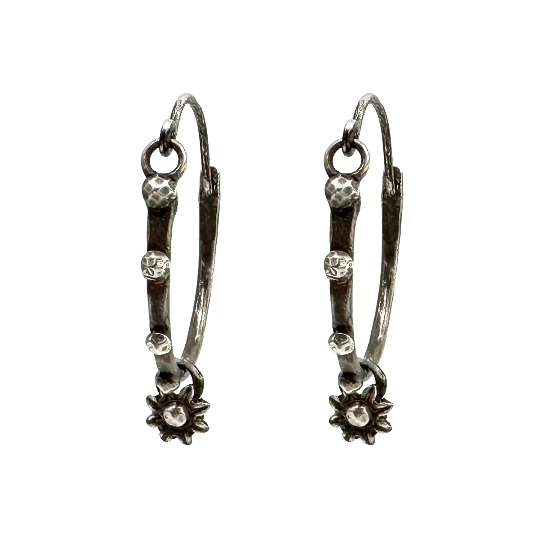 BLOSSOM RIVETED Midi Hoops in Silver