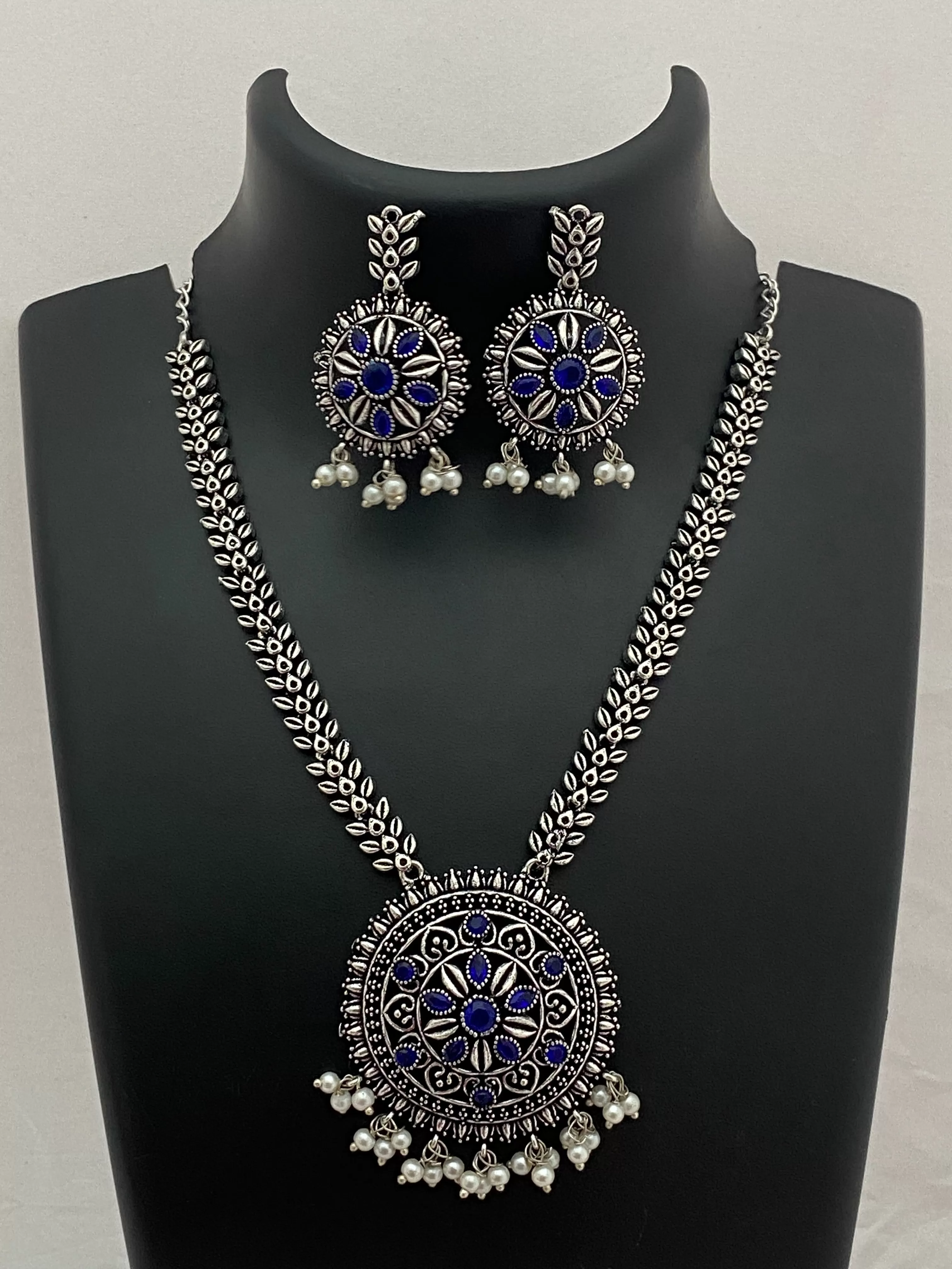 Elegant Silver Toned Blue Color Ethnic Antique Oxidized Necklace Set