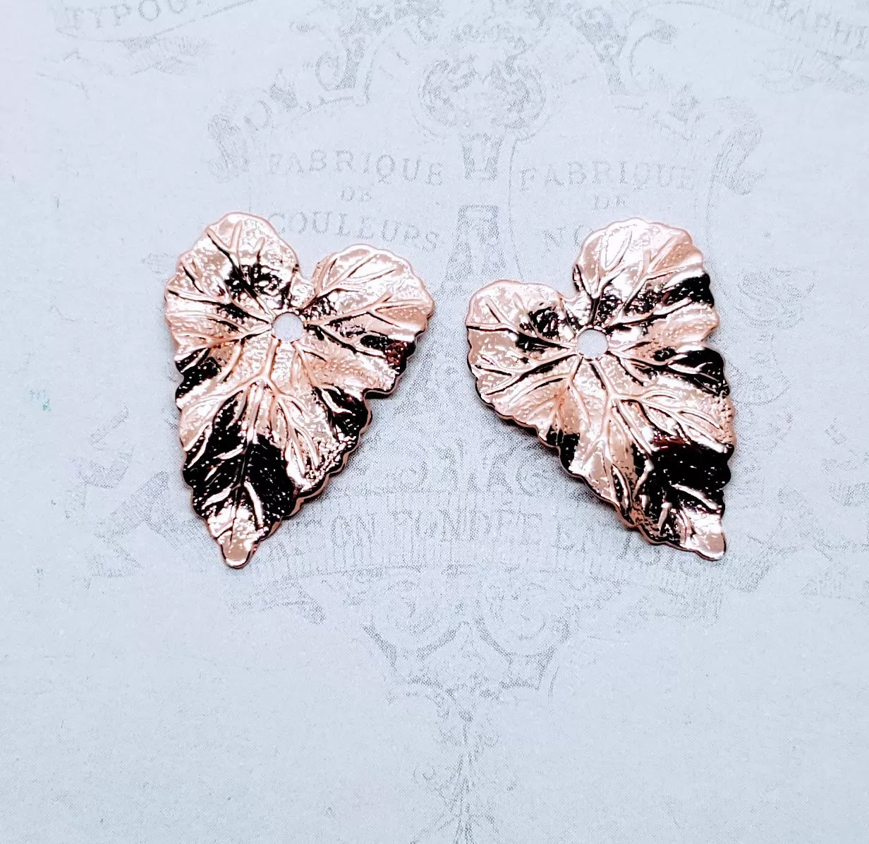 Shiny Rose Gold Ivy Leaves With Hole (2) - PRGRAT3908 Jewelry Finding