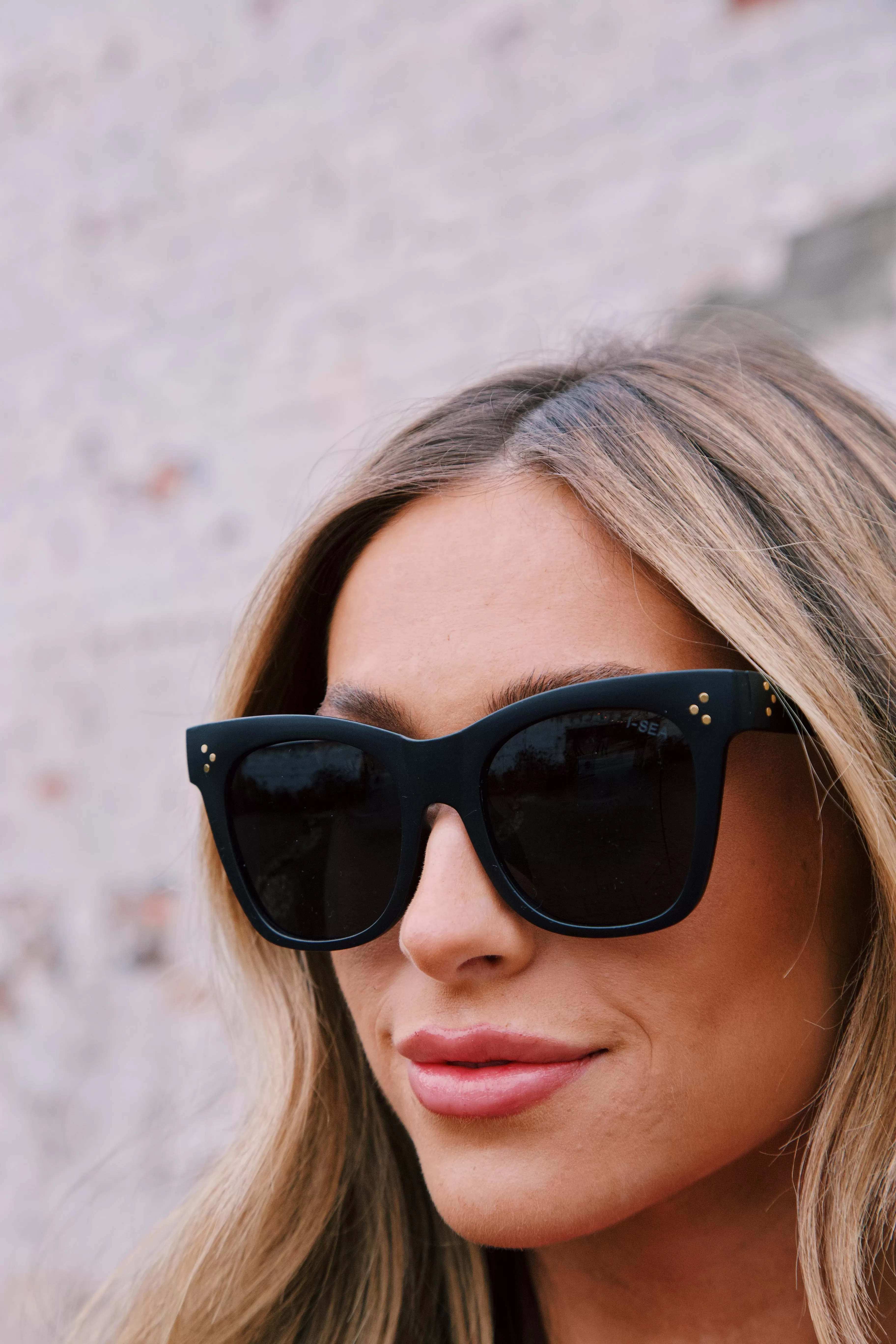 Stevie Polarized Sunglasses, Matte Black Smoke | I-SEA